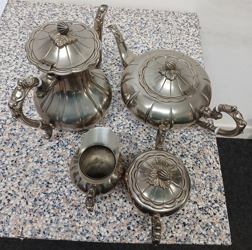 Vintage silver plated teapot - silver,