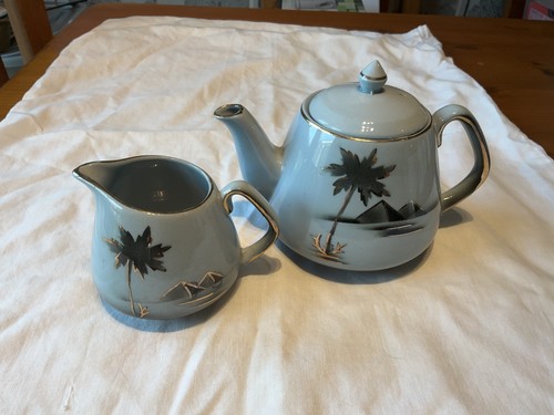 Vintage keele street pottery - keele,