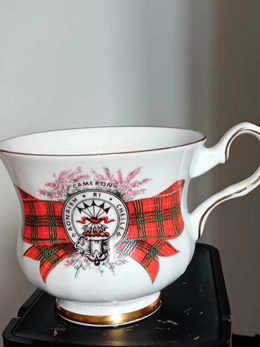 Scottish clan cameron - clan,
