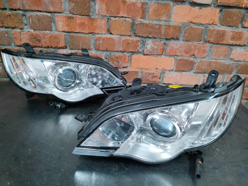 Pairs subaru liberty - 1,