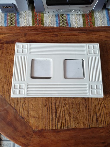 Lovely cream china belleek - lovely,
