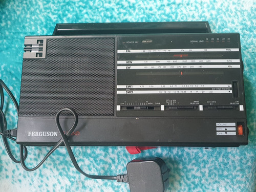 Vintage ferguson pr25 radio - ferguson,