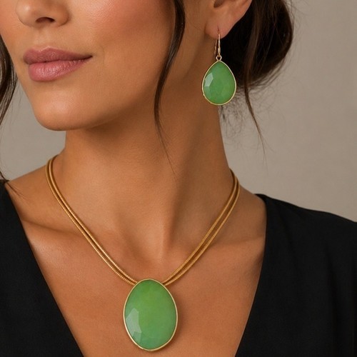 Jade green color - faceted, stone