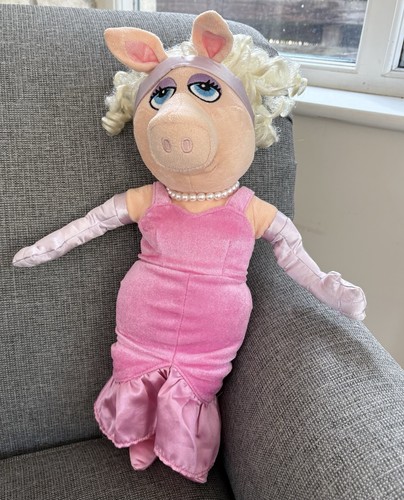 Miss piggy disney store - miss,
