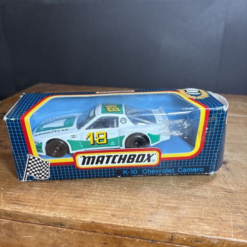 Matchbox specials chevrolet - matchbox,