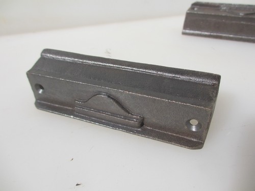 Large iron door keep catch - large,