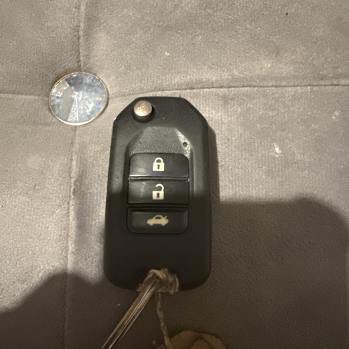 Toyota button key - toyota, 3
