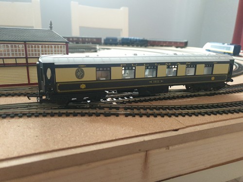Hornby pullman coach ibis - pullman,
