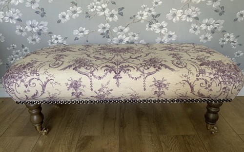 New footstool laura - in,