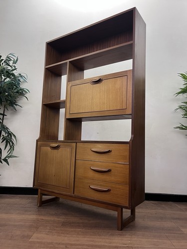 Mid century retro - teak, room