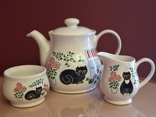 Retro Sadler "Black Cat in the