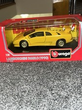 BURAGO 1/24 SCALE DIECAST MODEL - COD 0541 LAMBORGHINI DIABLO 1990 YELLOW ~BOXED