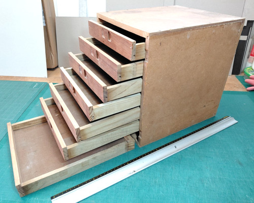 Carpenters engineers tool - /,