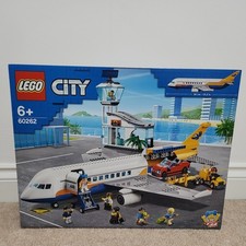 Lego City Airport Passenger
