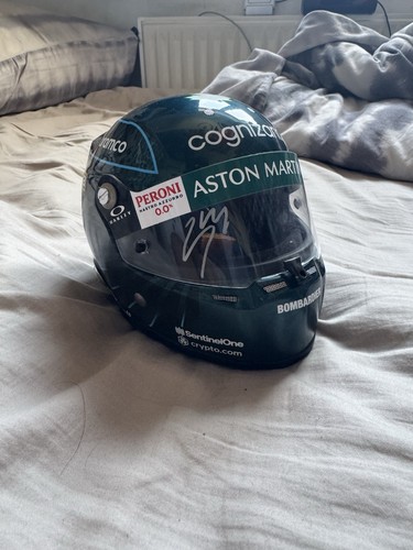Signed scale helmet - f1,
