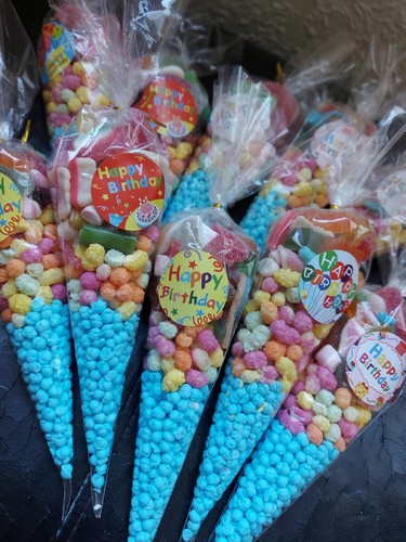 Pre filled sweet cones - filled,