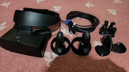Oculus rift powered vr - s,
