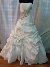 Wedding dress size 14 ivory