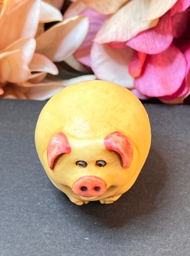Harmony kingdom pig farmyard - kingdom,