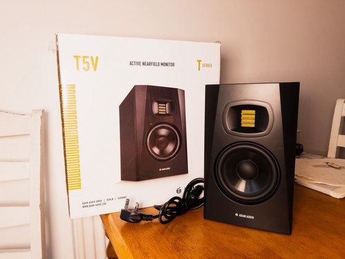 Adam audio t5v - audio, studio