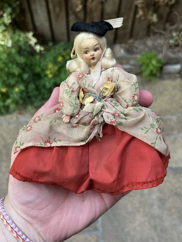 Lovely vintage doll dress - in,