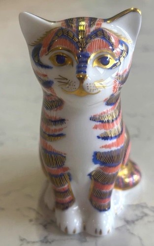 Royal crown derby kitten - crown,