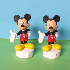 DISNEY HEROES AND VILLAINS