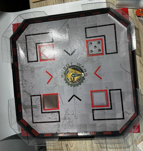 Hexbug war robots arena - robots, for