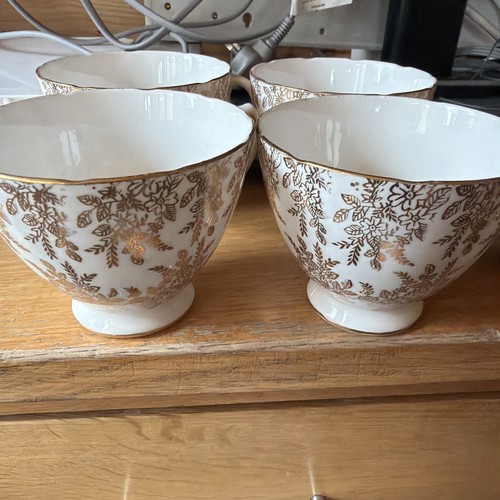 Royal vale vintage - vintage, roses