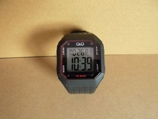 Q&Q M158J002Y Digital Men's Watch 10 Bar Water Resistant READ DESCRIPTION