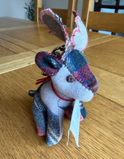 Dora Designs, Plaid Stag Key