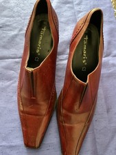 Tamaris Scarlet Court Shoe