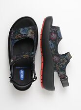 Wolky Rio Ladies Leather  Casual Walking Sandals   Flowerpoint  Black