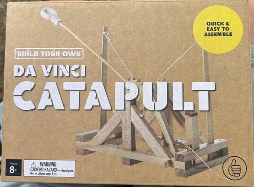 Model kit thumbs da - up!,