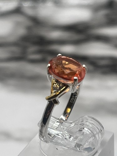 Padparadscha quartz zircon - quartz, &