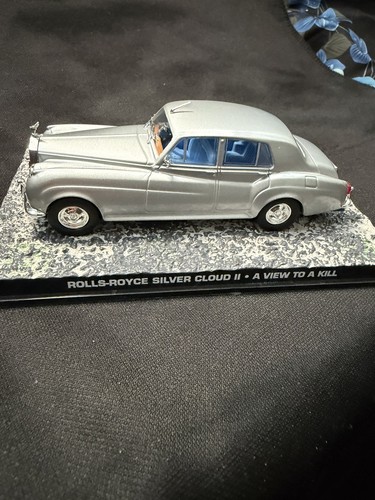 Rolls royce silver cloud - silver,