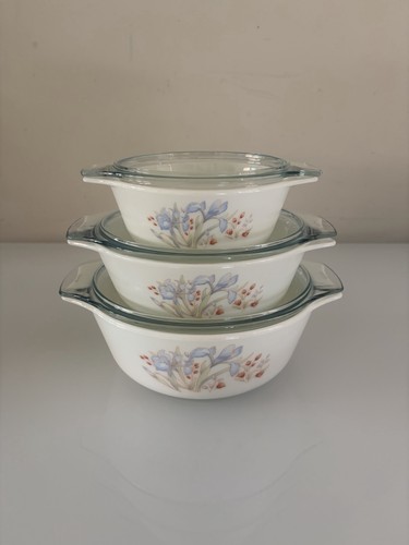 Vintage 1970s pyrex blue - vintage,