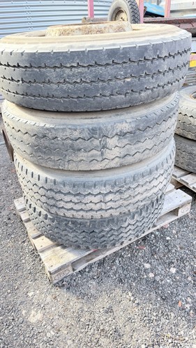 295 tyres and - 22.5, stud