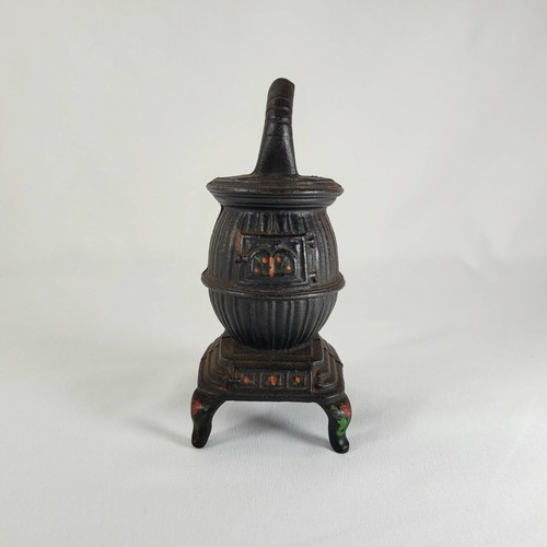 Vintage cast iron - cast, pot