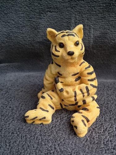 Ceramic tiger tiggsy - ceramic,