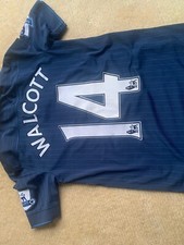 Arsenal 2009/2010 away shirt