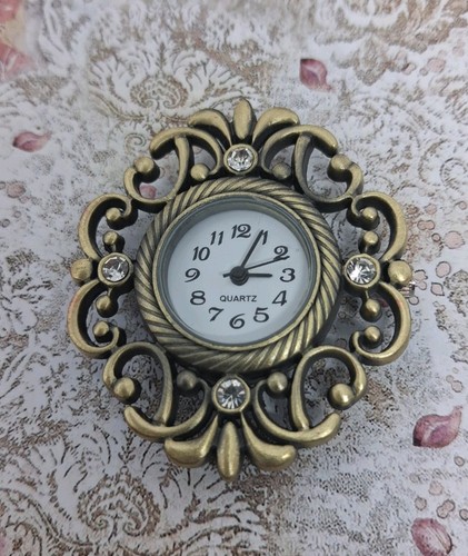 Dolls house working wall clock