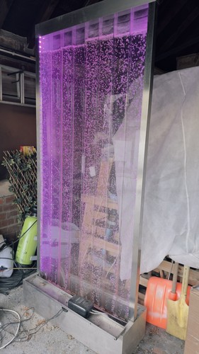 Bubble water wall colour - water,