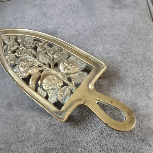Vintage iron shaped - shaped, brass