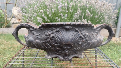 Antique french cast iron - cast,