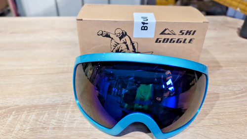 Ski goggles new with case - goggles,
