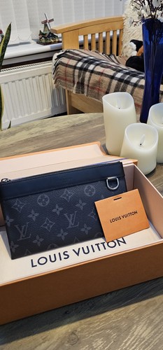 Authentic louis vuitton - louis,
