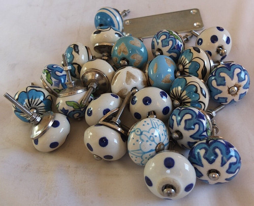 Blue white ceramic - white, knobs