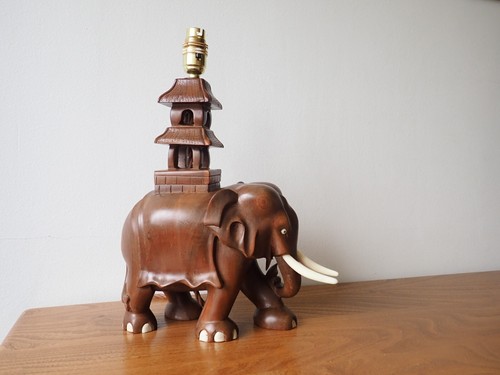 Vintage carved elephant - , table