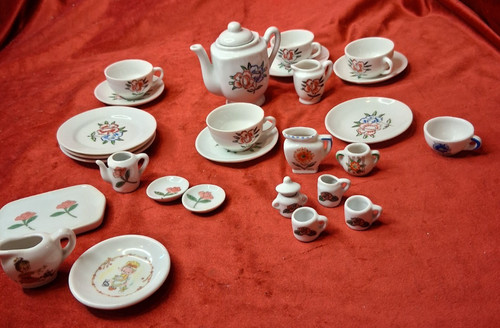 Vintage miniature tea set - miniature,